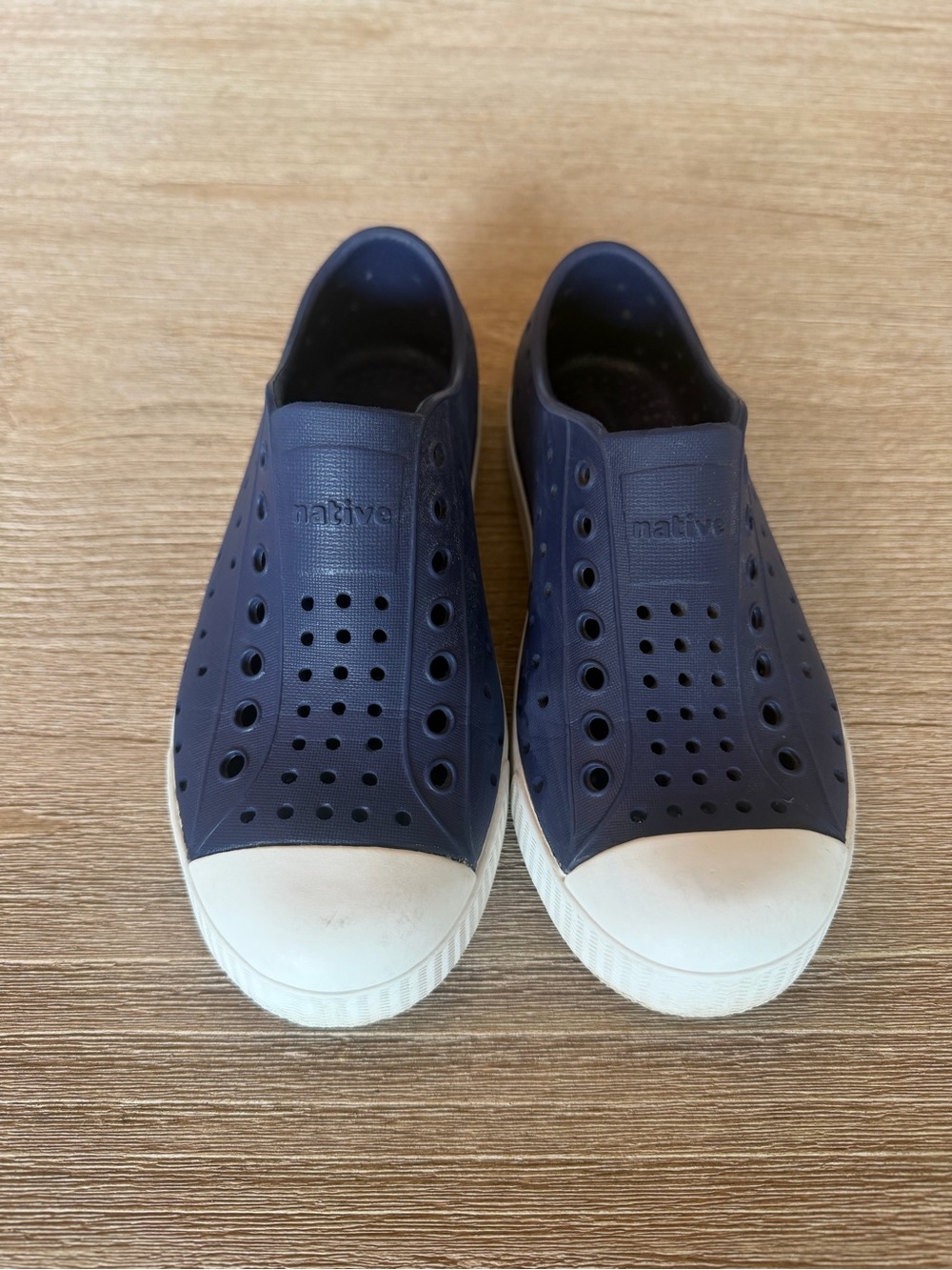 Native Jefferson Kids Slip-On Shoes – Size 12